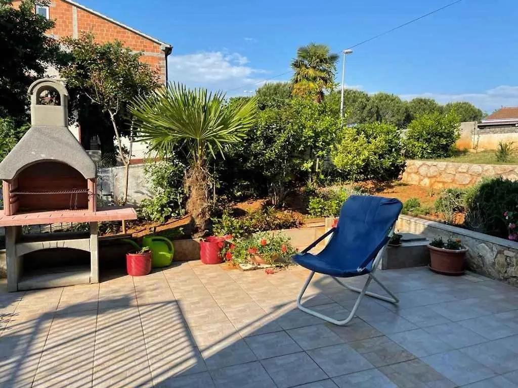 Apartment In Malinska - Insel Krk 53307